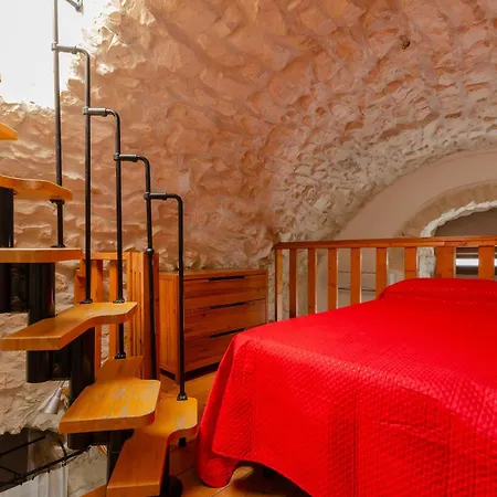 Casetta Bianca Nello Junno * מאטינאטה