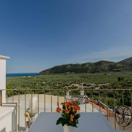 Casetta Bianca Nello Junno Σπίτι διακοπών *