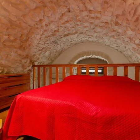 בית נופש Casetta Bianca Nello Junno *