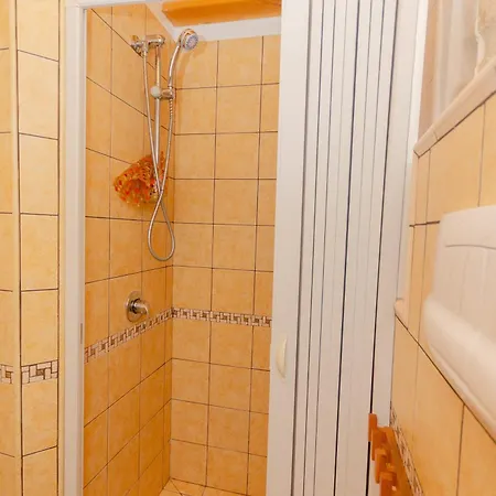 Casetta Bianca Nello Junno Mattinata