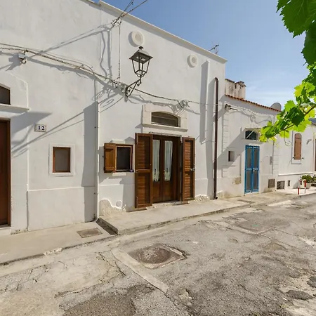 Casetta Bianca Nello Junno