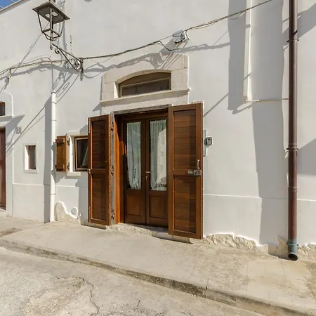 Vakantiehuis Casetta Bianca Nello Junno Mattinata