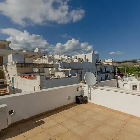 Casetta Bianca Nello Junno מאטינאטה