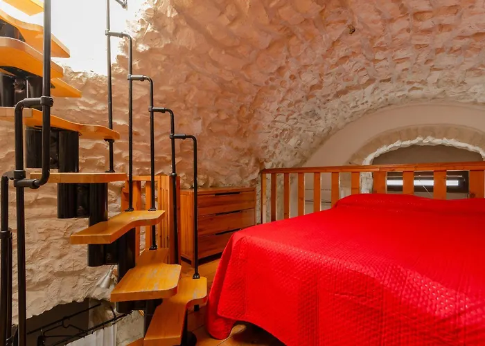 Casetta Bianca Nello Junno * Mattinata